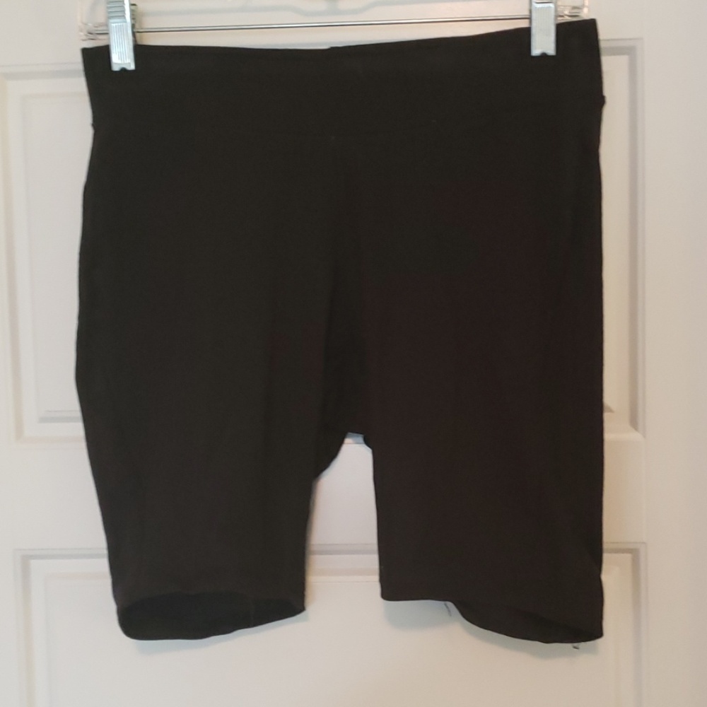 2pack torrid legging shorts. Worn once